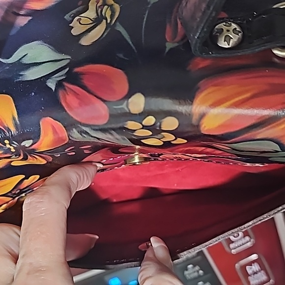 Patricia Nash - Picture 3 of 6